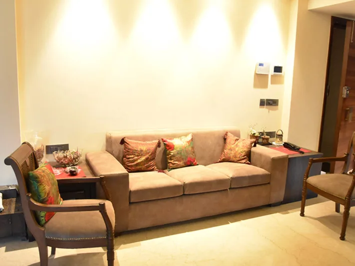 Builder-Constructions-Dwaring-Room-GK-1