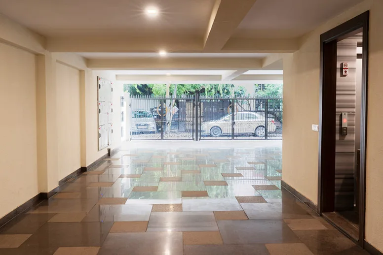 GK-1 Residential lobby GK-1 Residential lobby